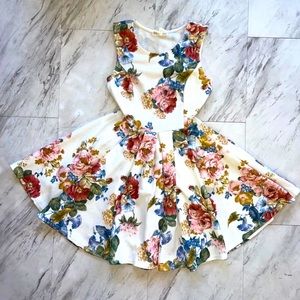 Women colorful floral sleeveless light weight fit flare knee length dress
